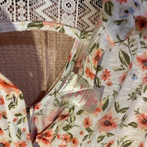 SOLD 2 NWT No Boundaries Tie-Front Tops Size XXL/XXXL - Picture 2 of 9